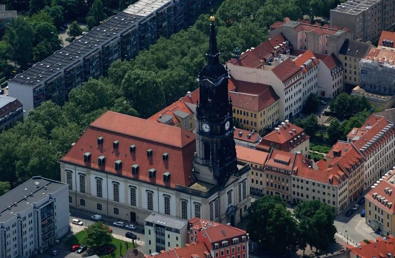 фото Драйкенінгскірхе Церква Трьох волхвів